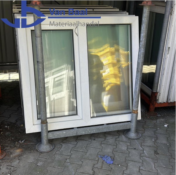 Kunststof Draaikiepraam – Links scharnierend – 129 cm breed x 116 cm hoog