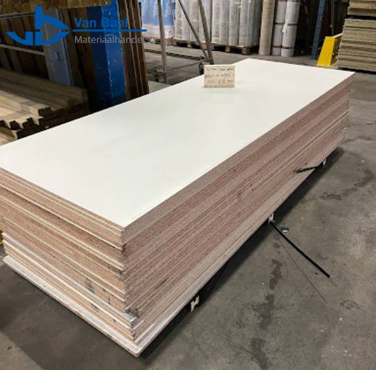 Witte Spaanplaat – 90 cm x 250 cm x 18 mm